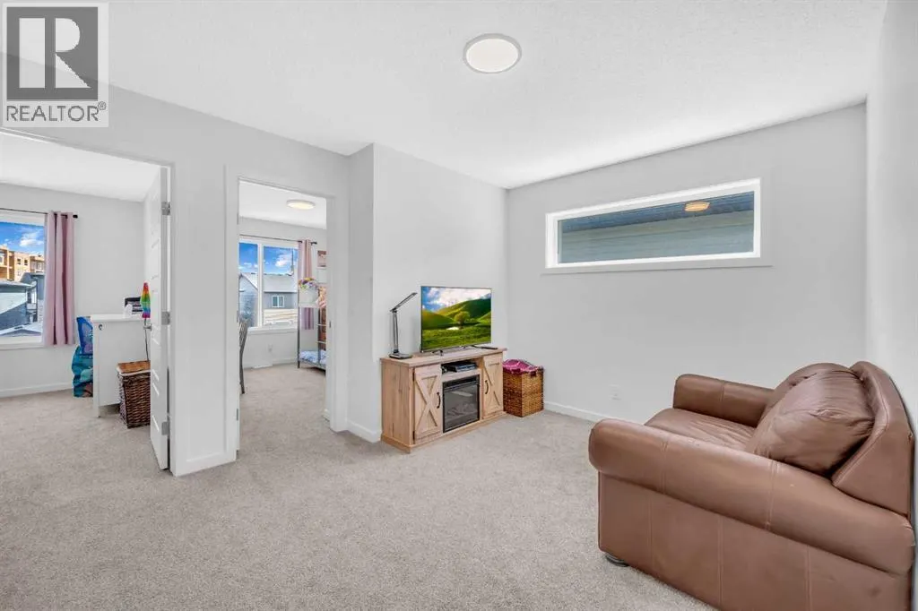 18 Wolf Creek Rise SE