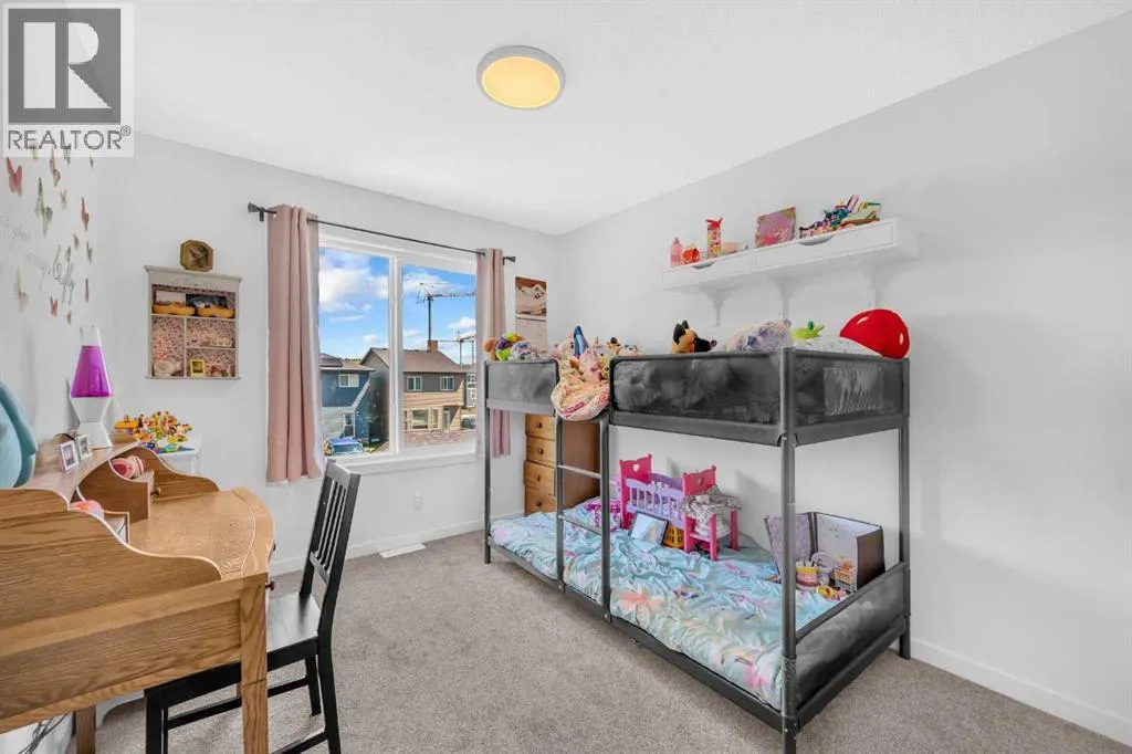 18 Wolf Creek Rise SE