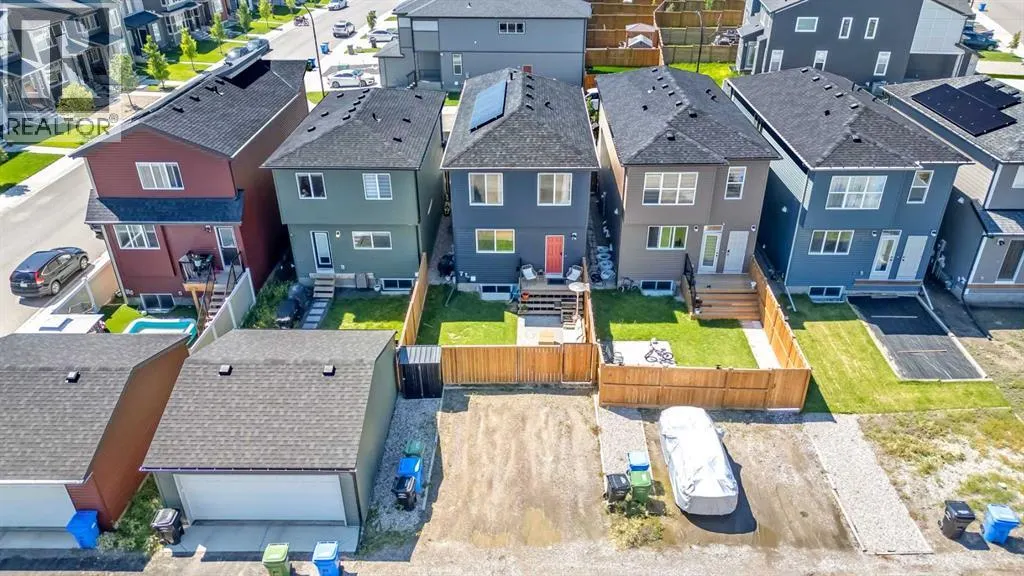 18 Wolf Creek Rise SE
