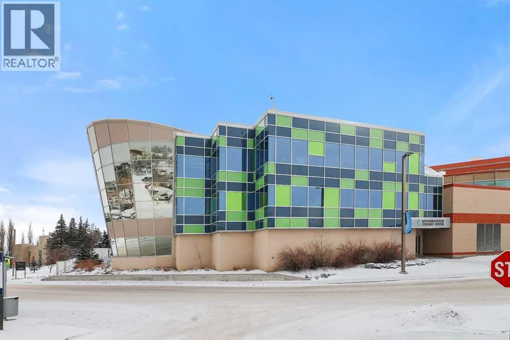 #Z-118, 4825 Mount Royal Gate SW