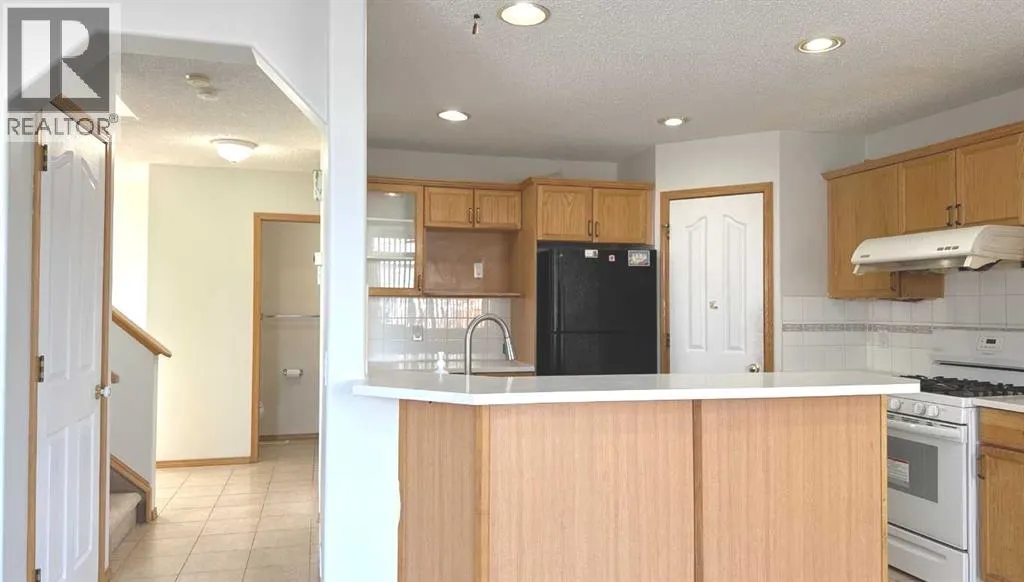 244 Los Alamos Place NE