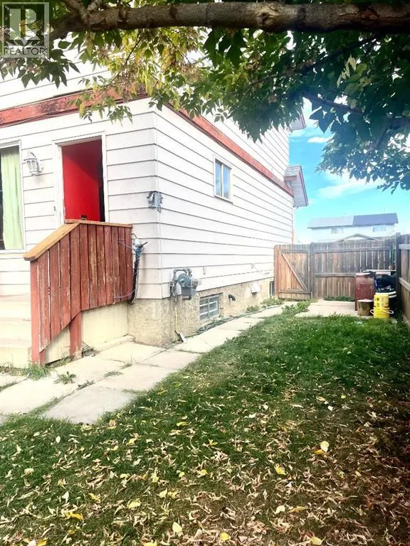 1051 Fonda Court SE