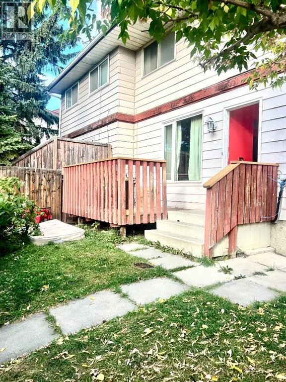1051 Fonda Court SE