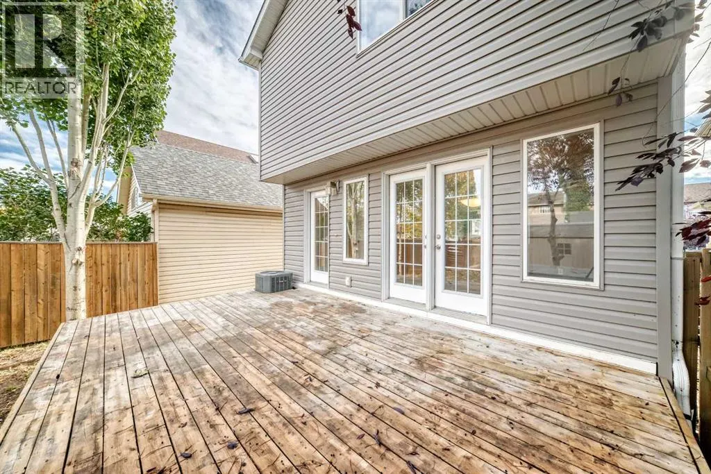 143 Auburn Bay Heights SE