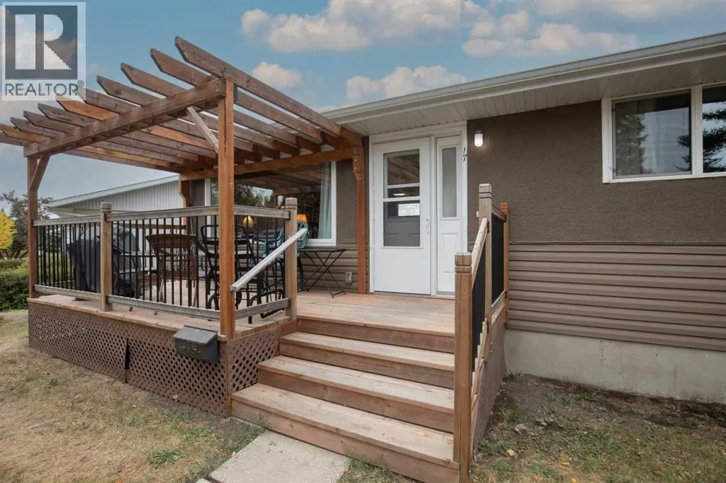 17 Fern Road