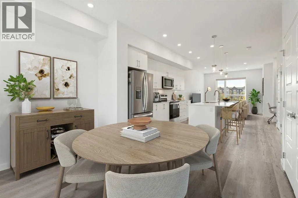 54 Evanscrest Manor NW