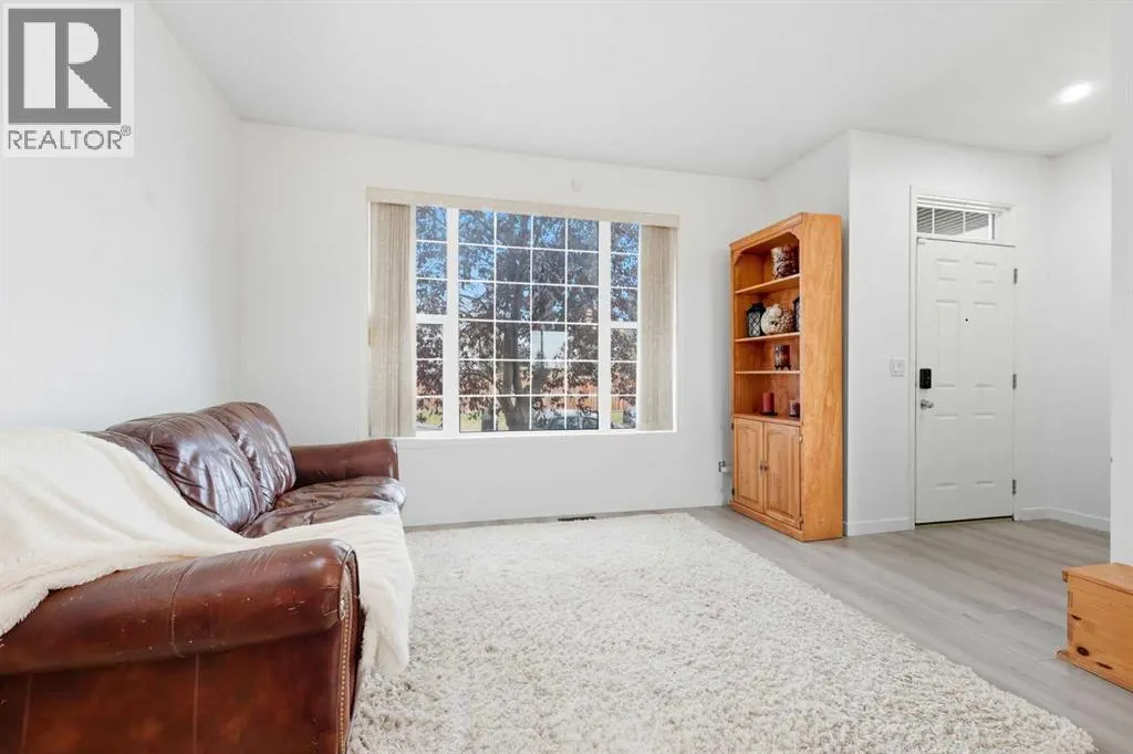 47 Covemeadow Close NE