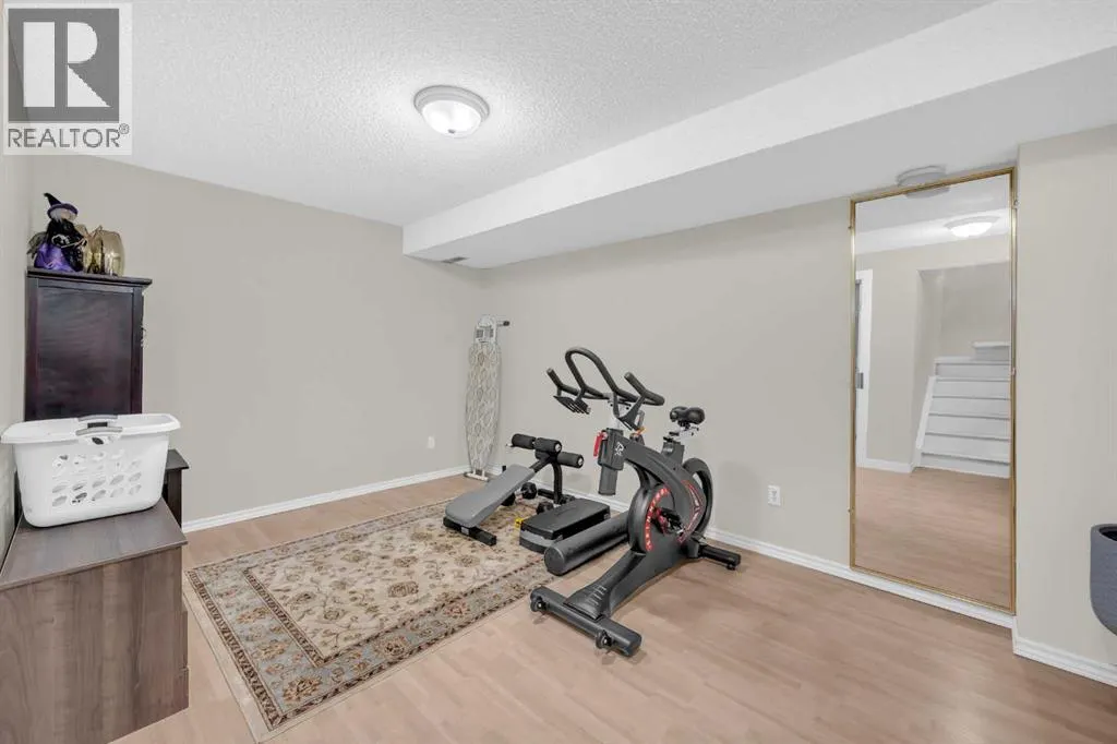 4 Saddlecreek Terrace NE
