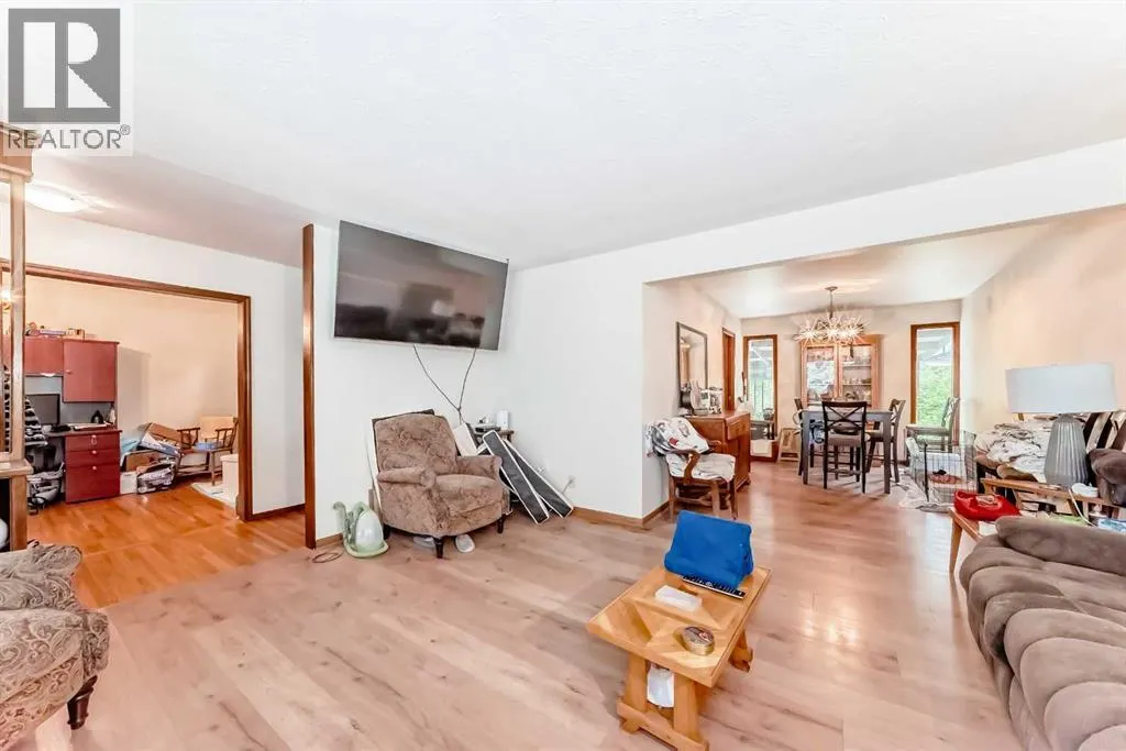 59 Rosewood Road NW