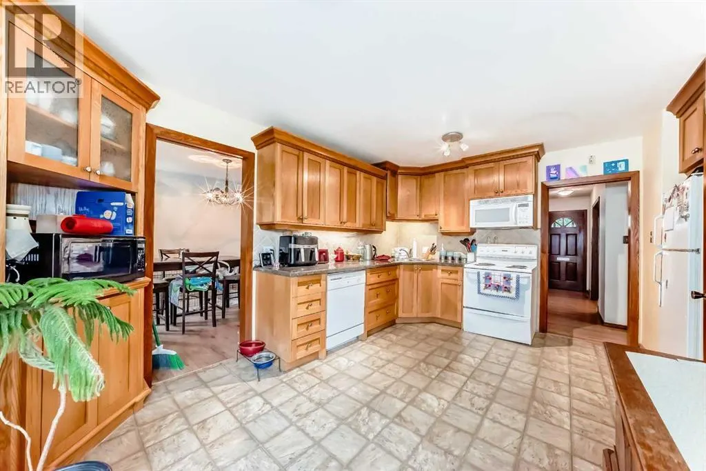 59 Rosewood Road NW