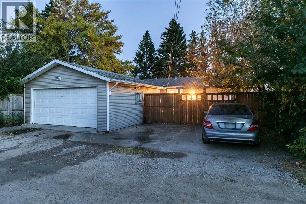 100 Allandale Close SE