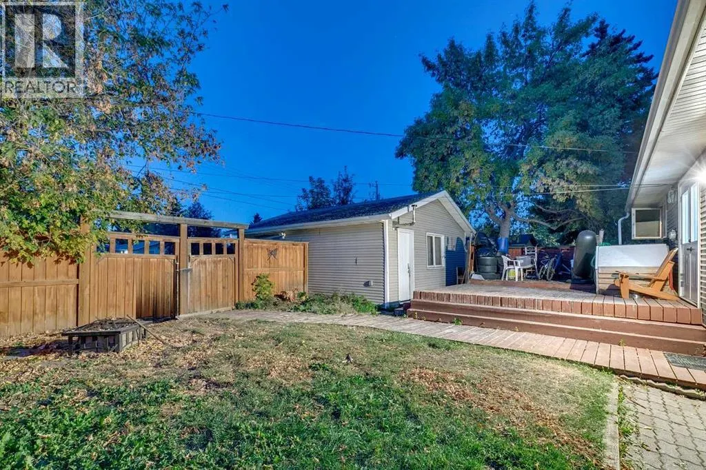 100 Allandale Close SE