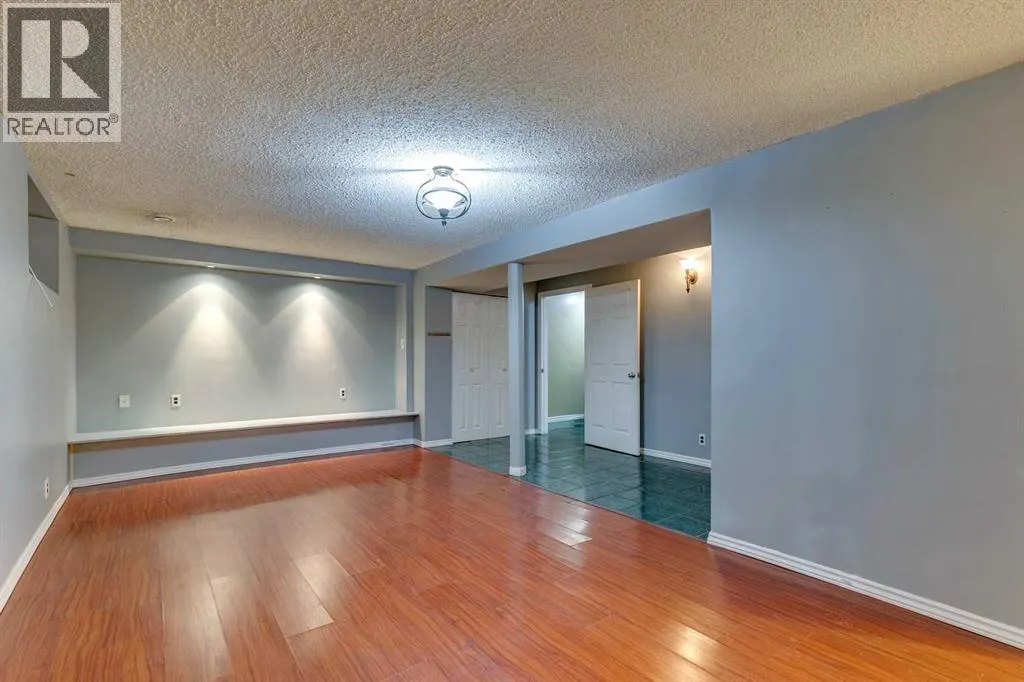 100 Allandale Close SE