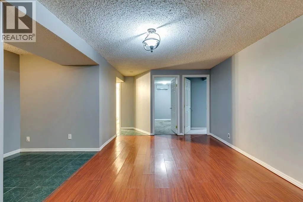 100 Allandale Close SE