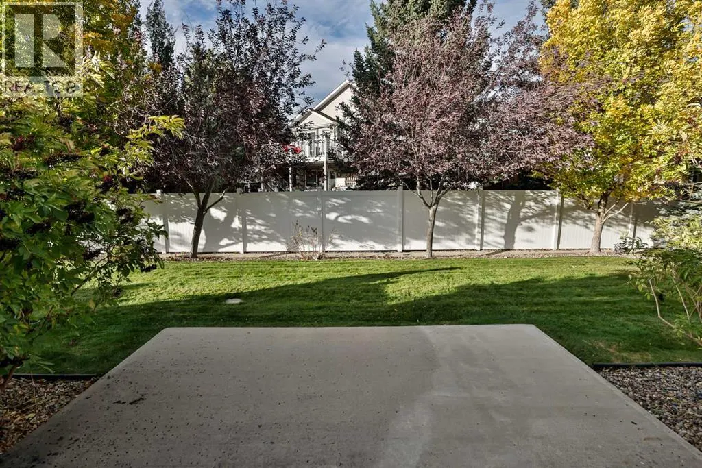 25, 150 Fairmont Road S