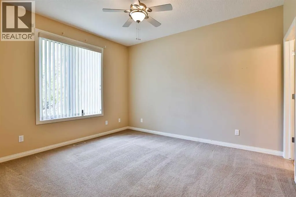 25, 150 Fairmont Road S