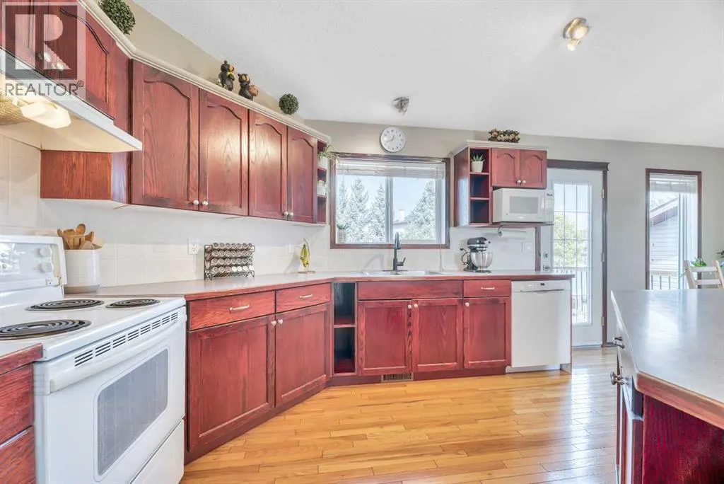 102 Parklane Drive