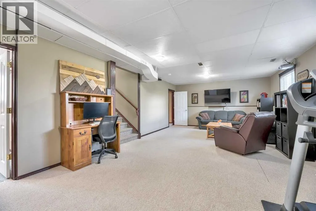 102 Parklane Drive