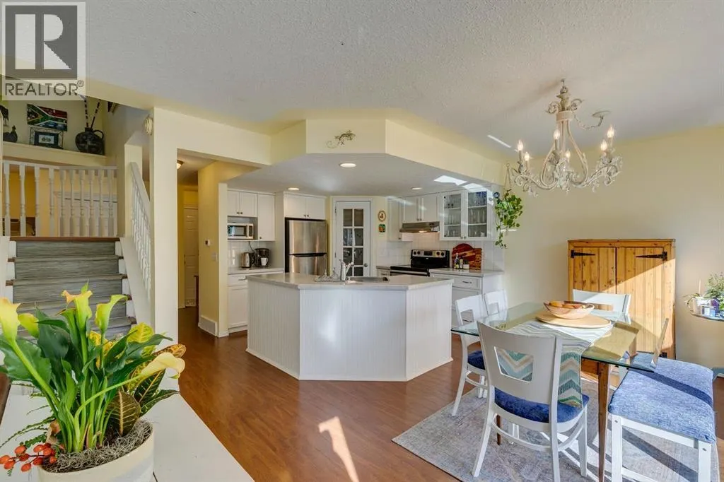 1145 Sunlake Link SE