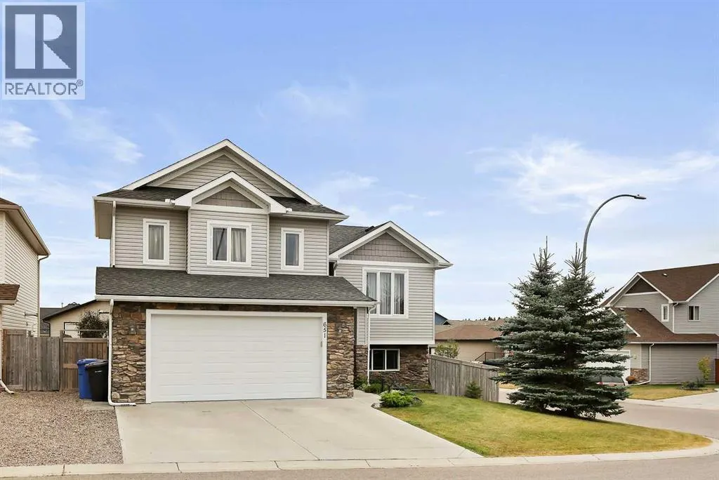 651 West Highland Crescent