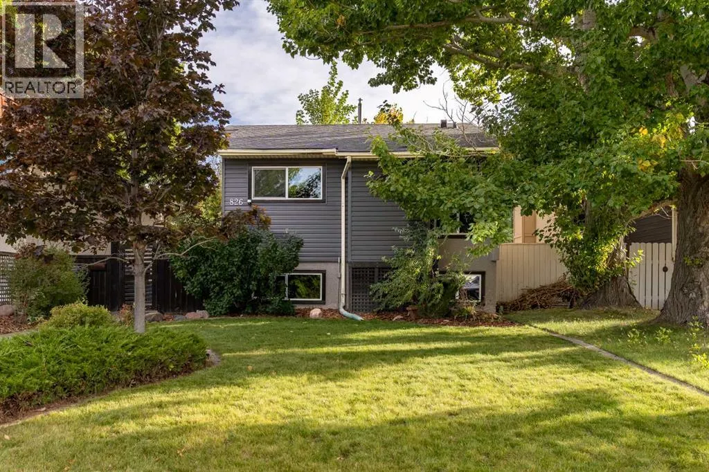 826 Columbia Boulevard W
