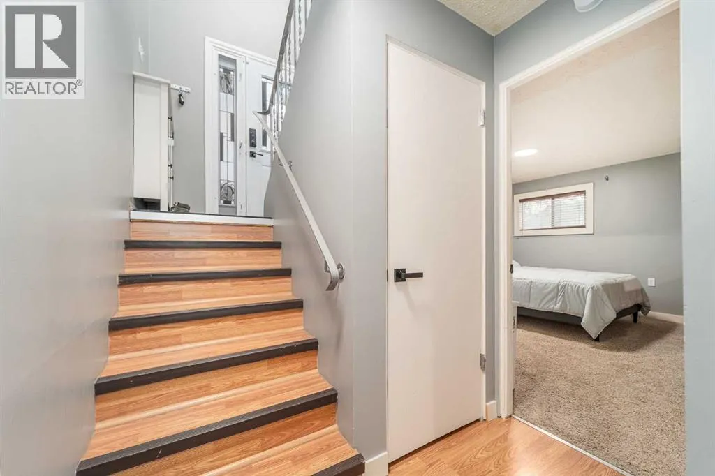 826 Columbia Boulevard W