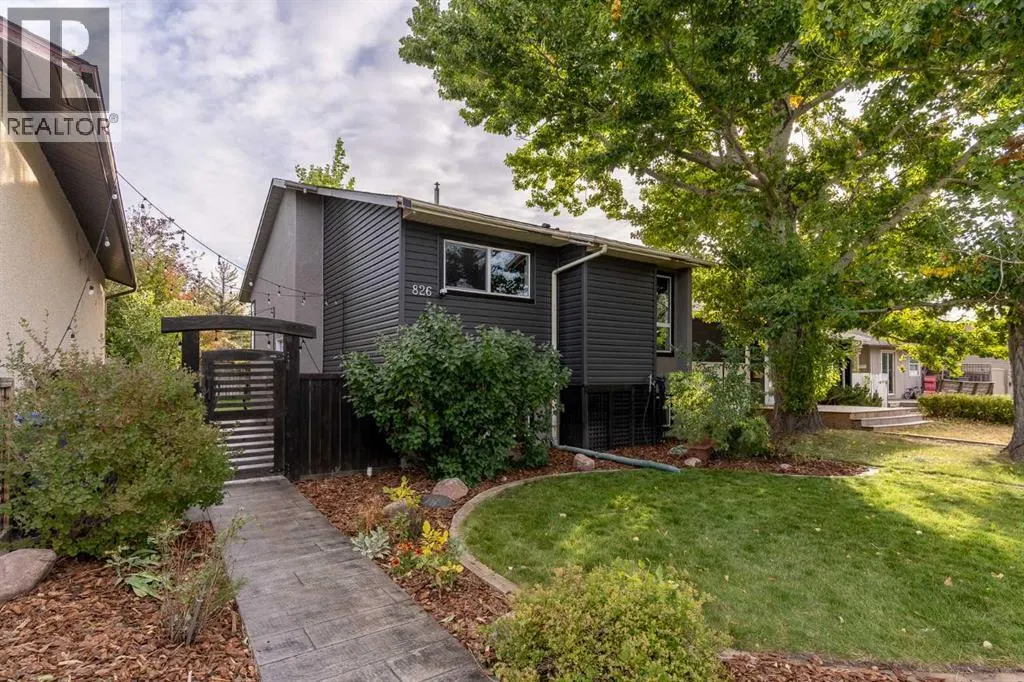 826 Columbia Boulevard W