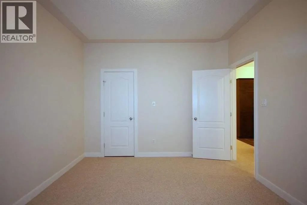 518, 30 Discovery Ridge Close SW