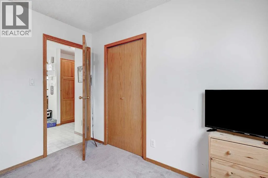 10816 STERN CRES