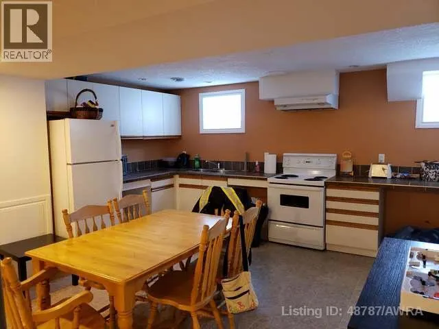 10850 98 AVE