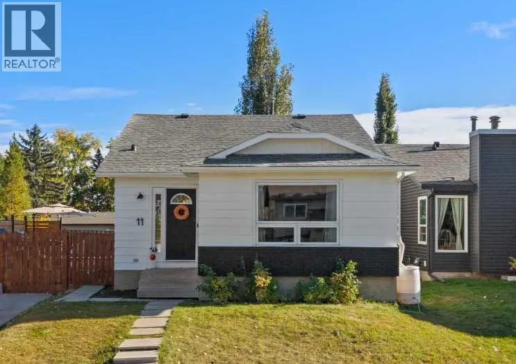 11 Deerfield Circle SE