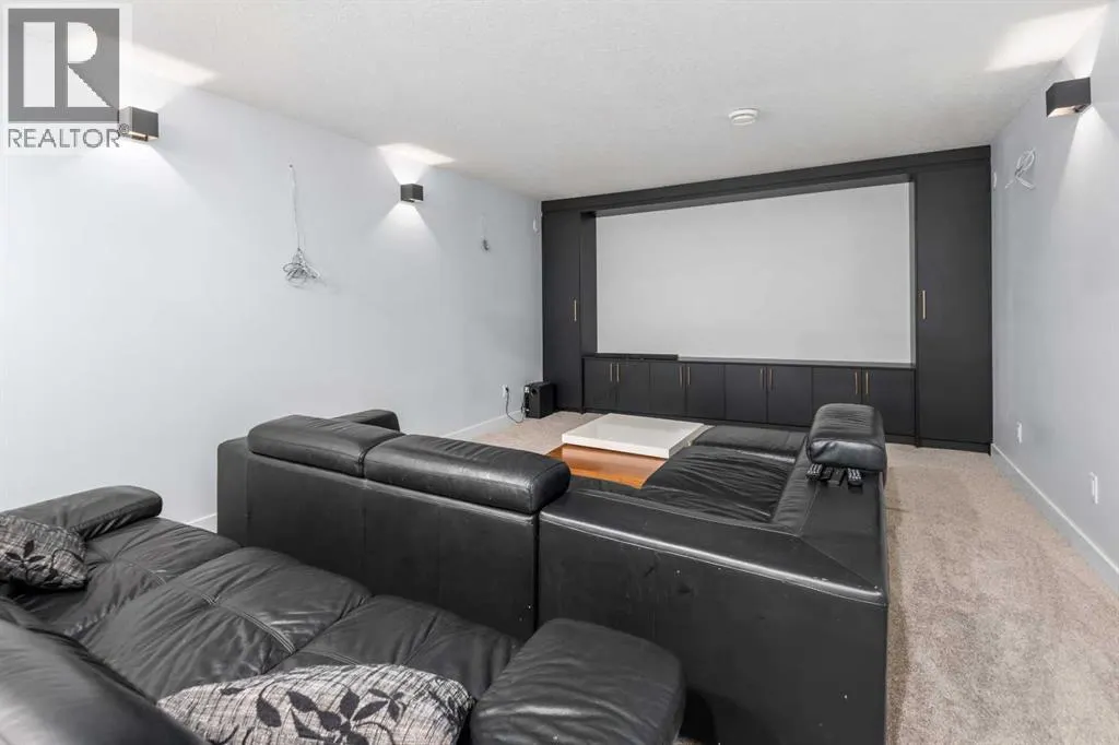 13 Calterra Court