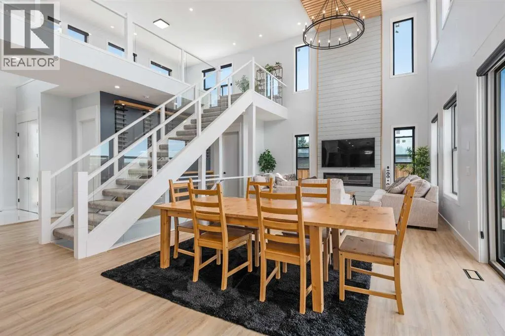 13 Calterra Court