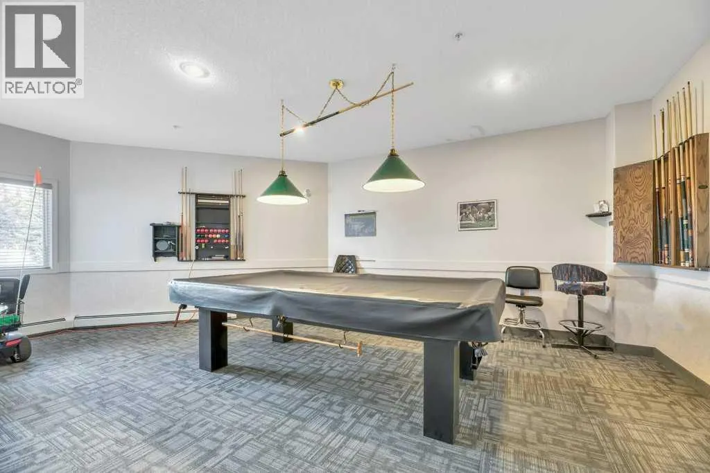102, 3 Parklane Way