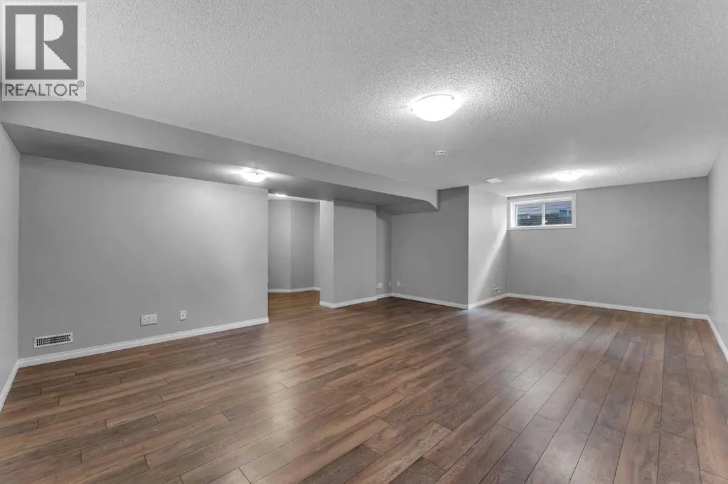 22 Cimarron Crescent