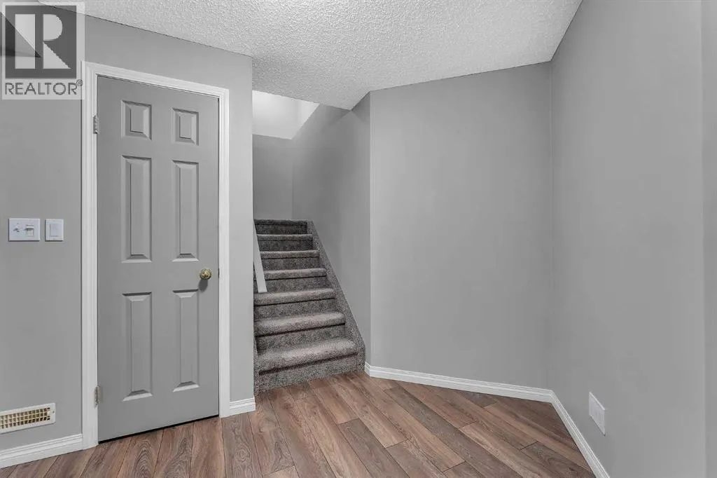 22 Cimarron Crescent