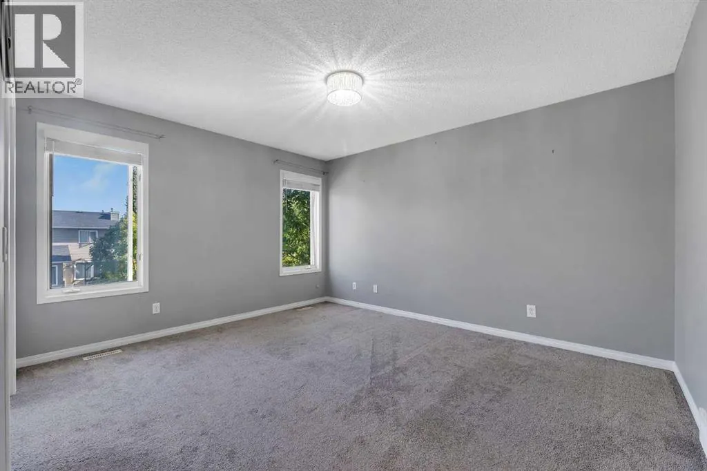 22 Cimarron Crescent