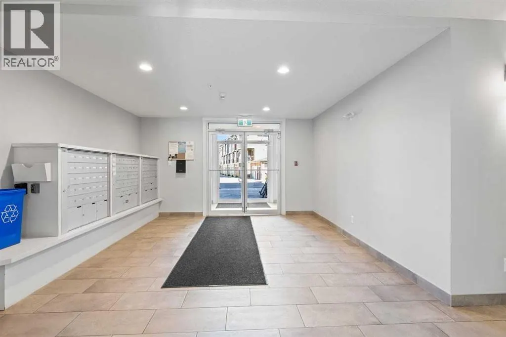 112, 40 Walgrove Walk SE