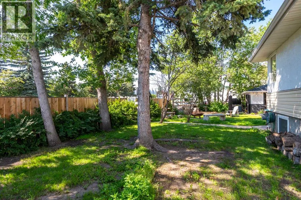 228 Lynnwood Drive SE