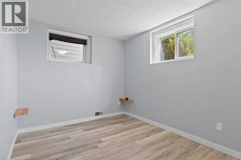 228 Lynnwood Drive SE