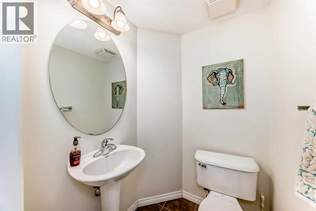 #12, 21 McKenzie Towne Gate SE
