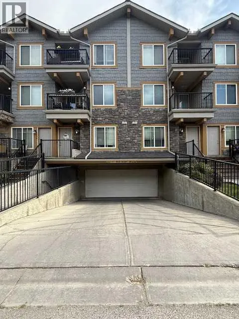 #12, 21 McKenzie Towne Gate SE
