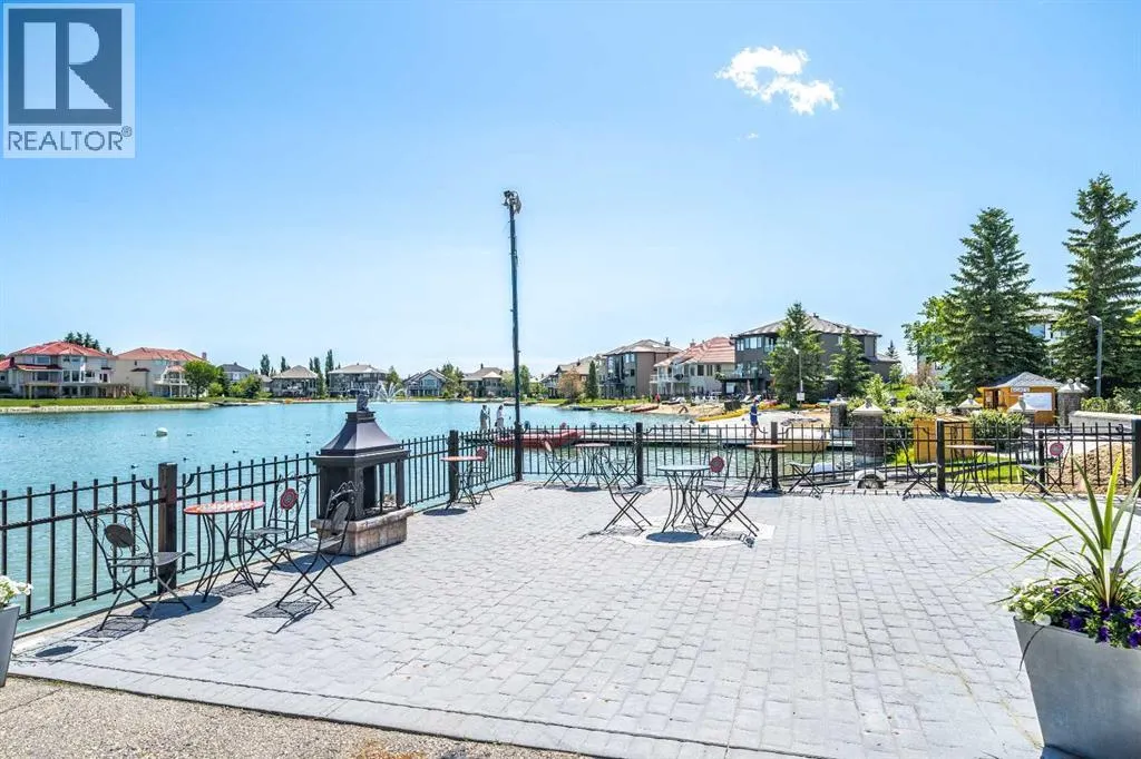 147 Arbour Lake Court NW