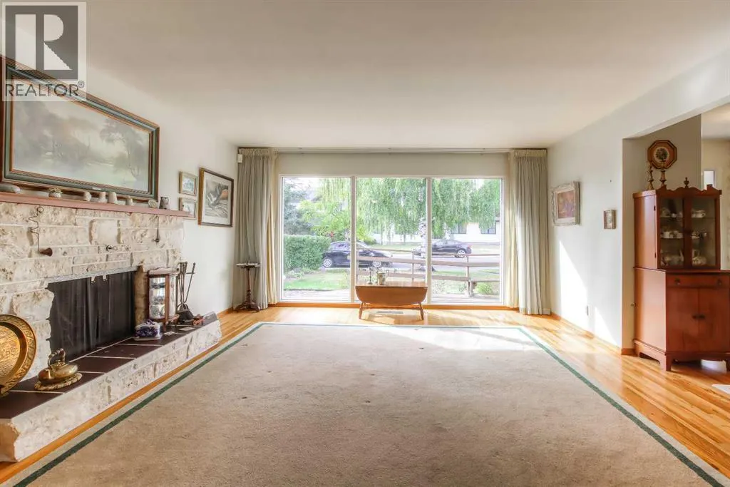 82 Wedgewood Drive SW
