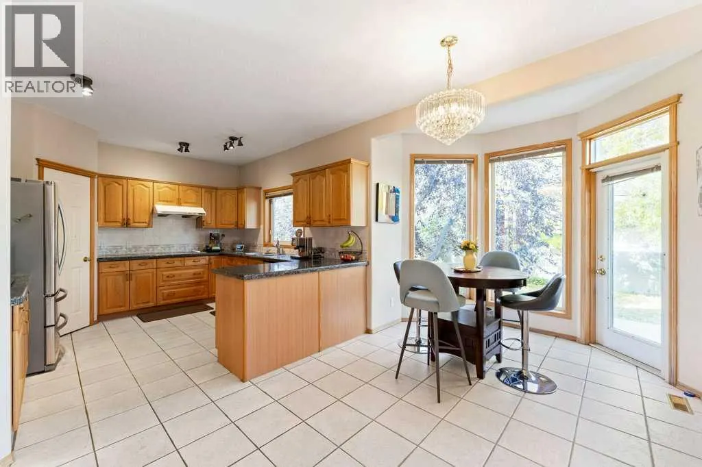10 Grande Point Estates