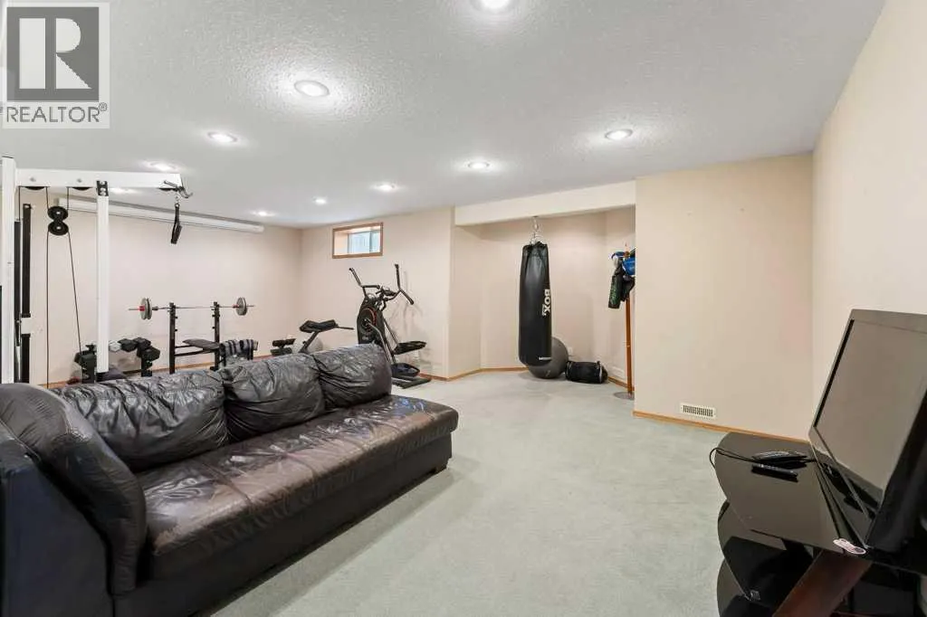 10 Grande Point Estates