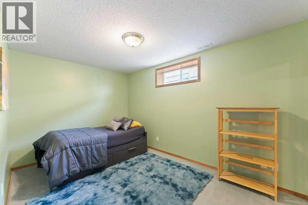 10 Grande Point Estates