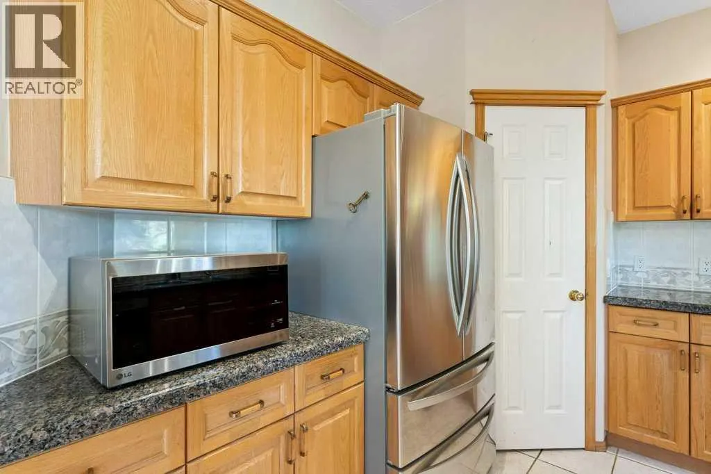 10 Grande Point Estates