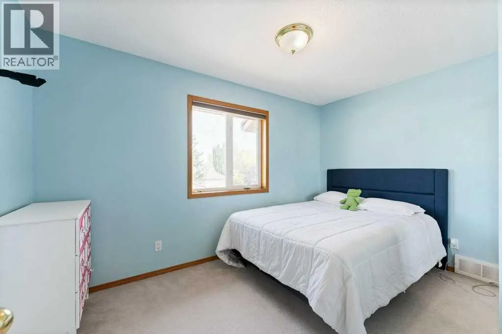 10 Grande Point Estates