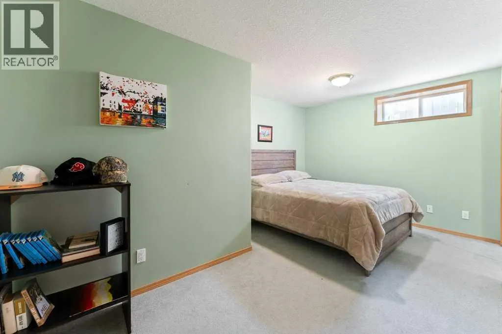 10 Grande Point Estates